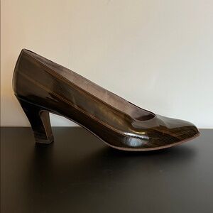 Charles Jourdan Brown Pin-Striped Patent Leather Pointed-Toe Heels, Size 8.5